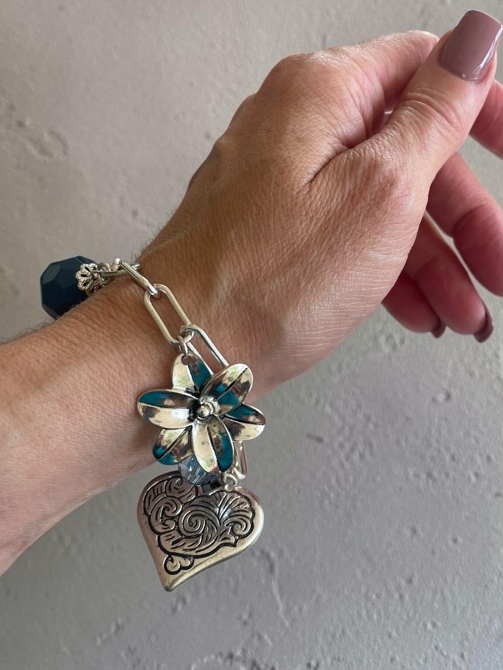 Chunky Silver Tone Heart Floral Charm Bracelet Blue Glass Beads